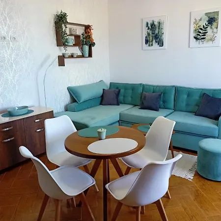 Azure View Golem (Tirana)